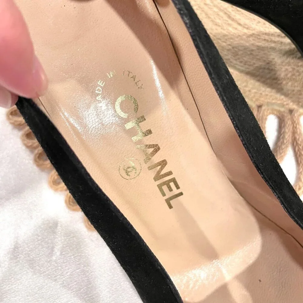 Chanel Black Suede CC Block Heel Pumps Size 7 A